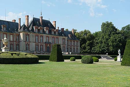 Chateau de Breteuil